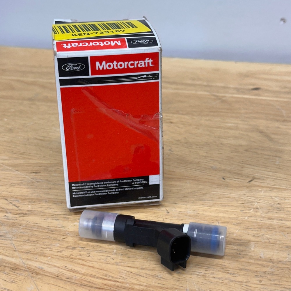 Genuine‎ Ford Motorcraft CM-5152 Fuel Injector 9E5Z-9F593-A